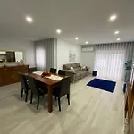 Gina House Dom wakacyjny