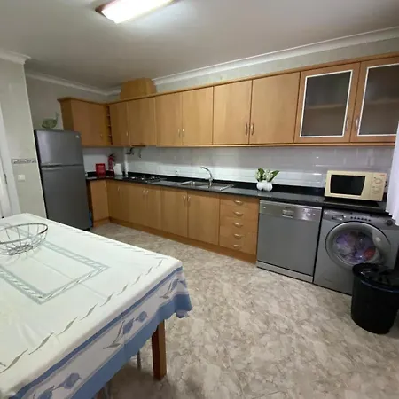 Gina House * نازاريه