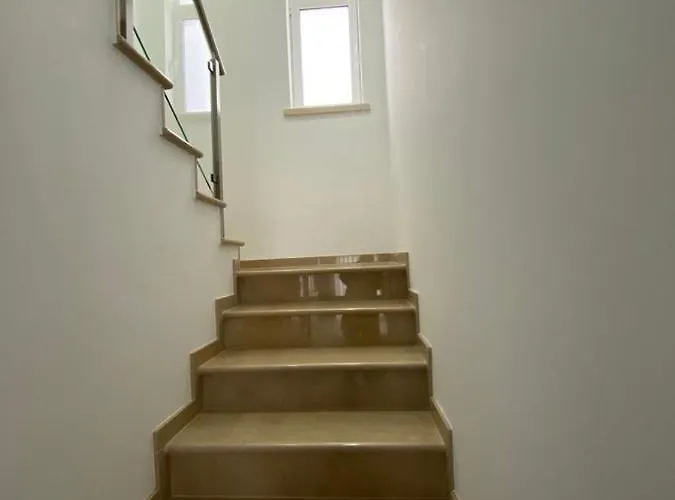 بيت للعطل Gina House