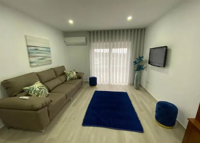 بيت للعطل Gina House نازاريه