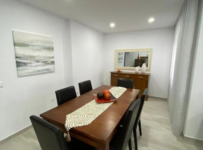 Gina House * نازاريه